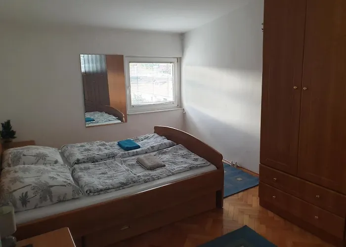 Park Apartment